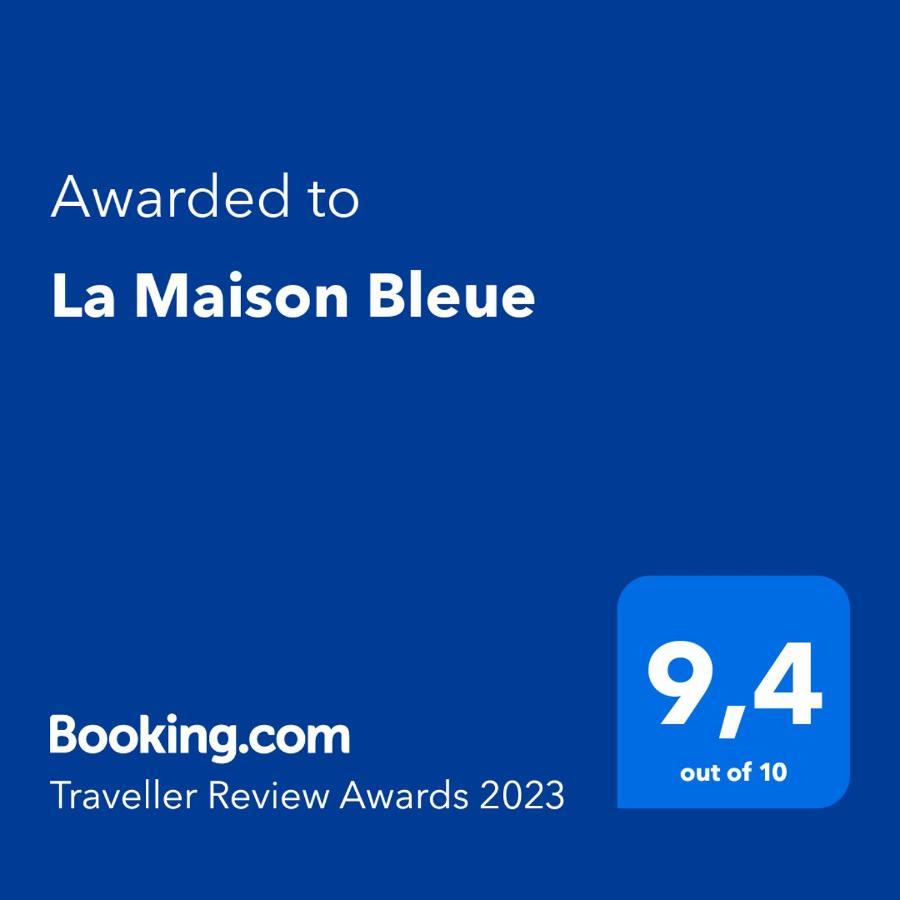 La Maison Bleue Holiday home Preveranges